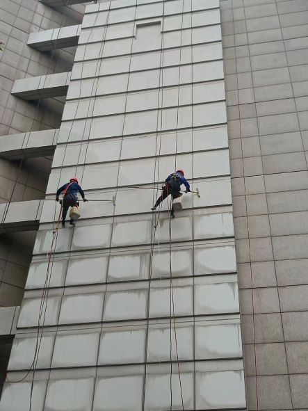 射洪高空外墙清洗